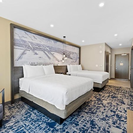 Best Western Plus Marquette Hotel & Suites ภายนอก รูปภาพ