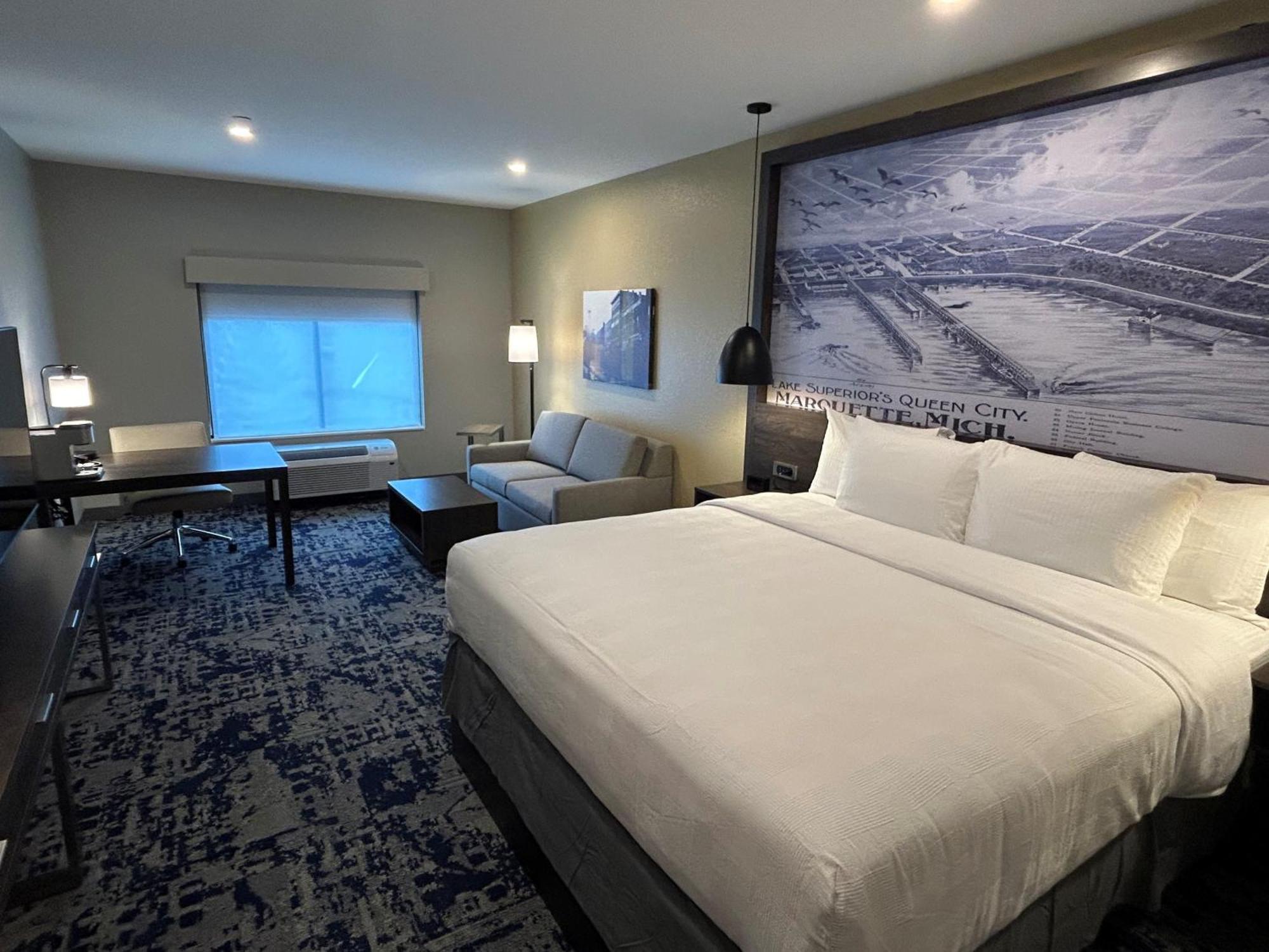 Best Western Plus Marquette Hotel & Suites ภายนอก รูปภาพ
