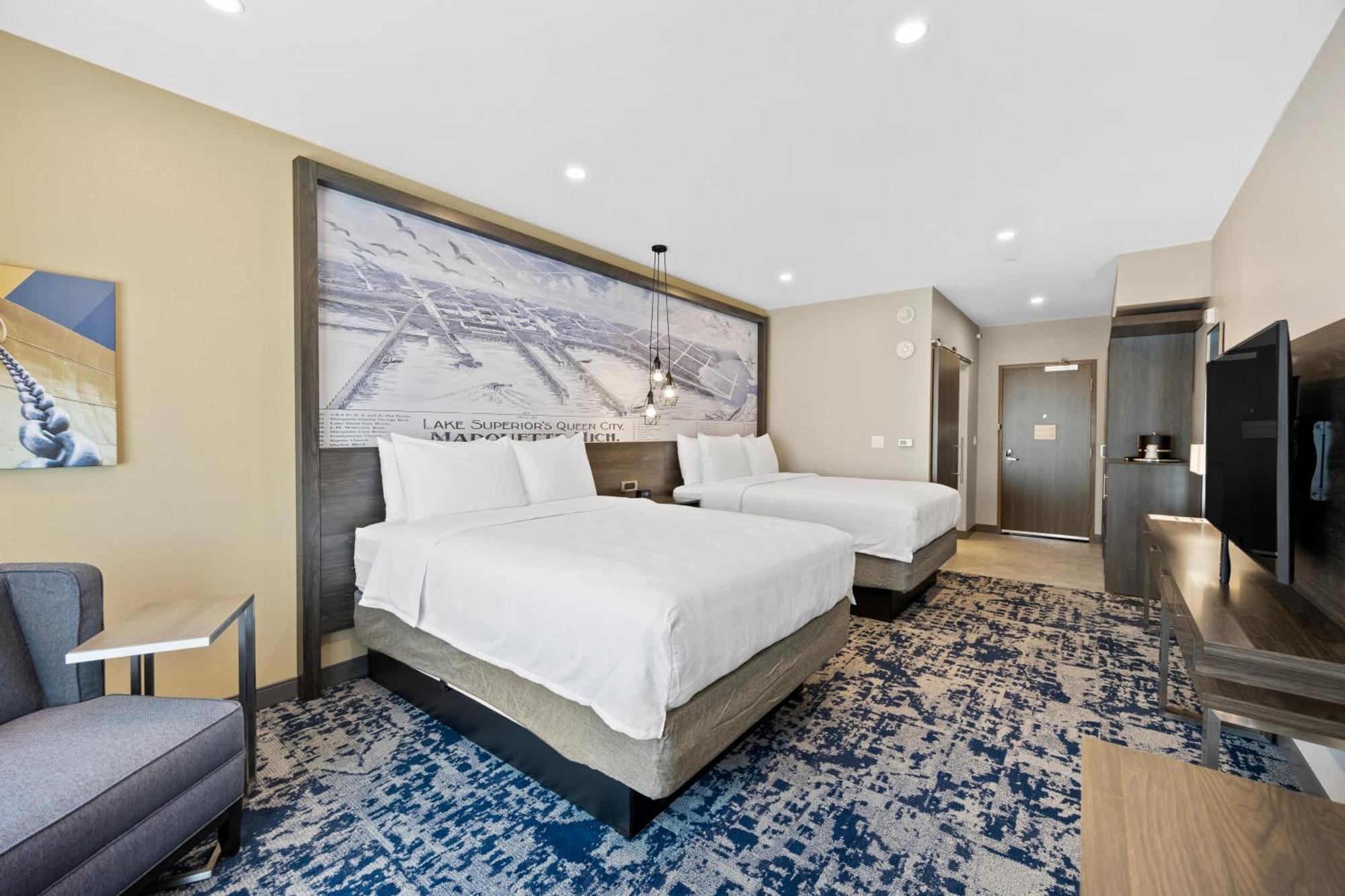 Best Western Plus Marquette Hotel & Suites ภายนอก รูปภาพ